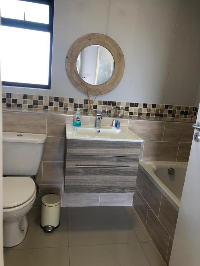 Home Relaxation In The City Cape Town Bagian luar foto